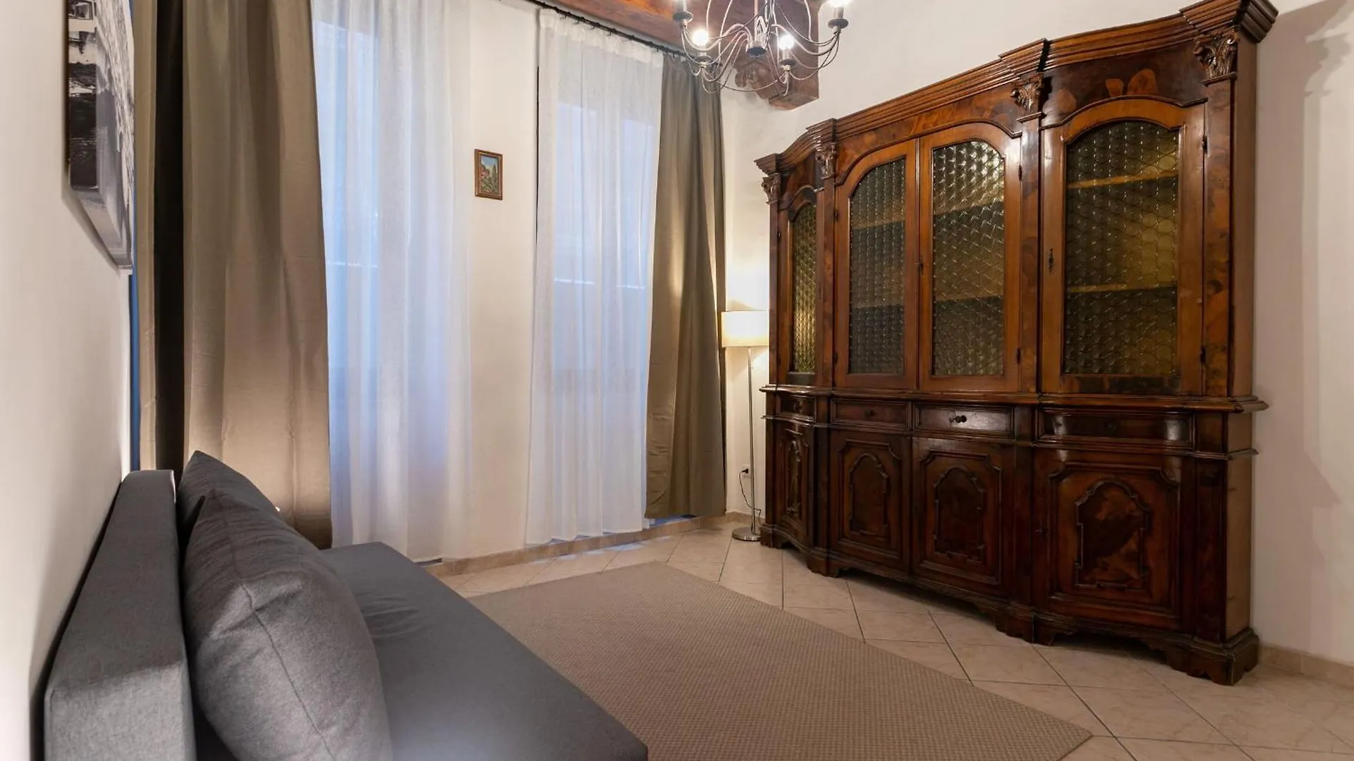 Appartamento La Bottega Di Botticelli By Halldis Firenze